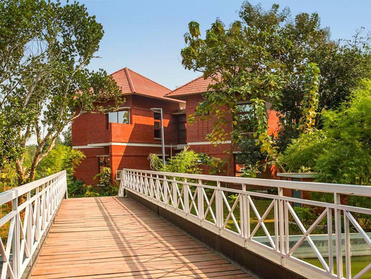 Sarah Resort Gazipur Экстерьер фото