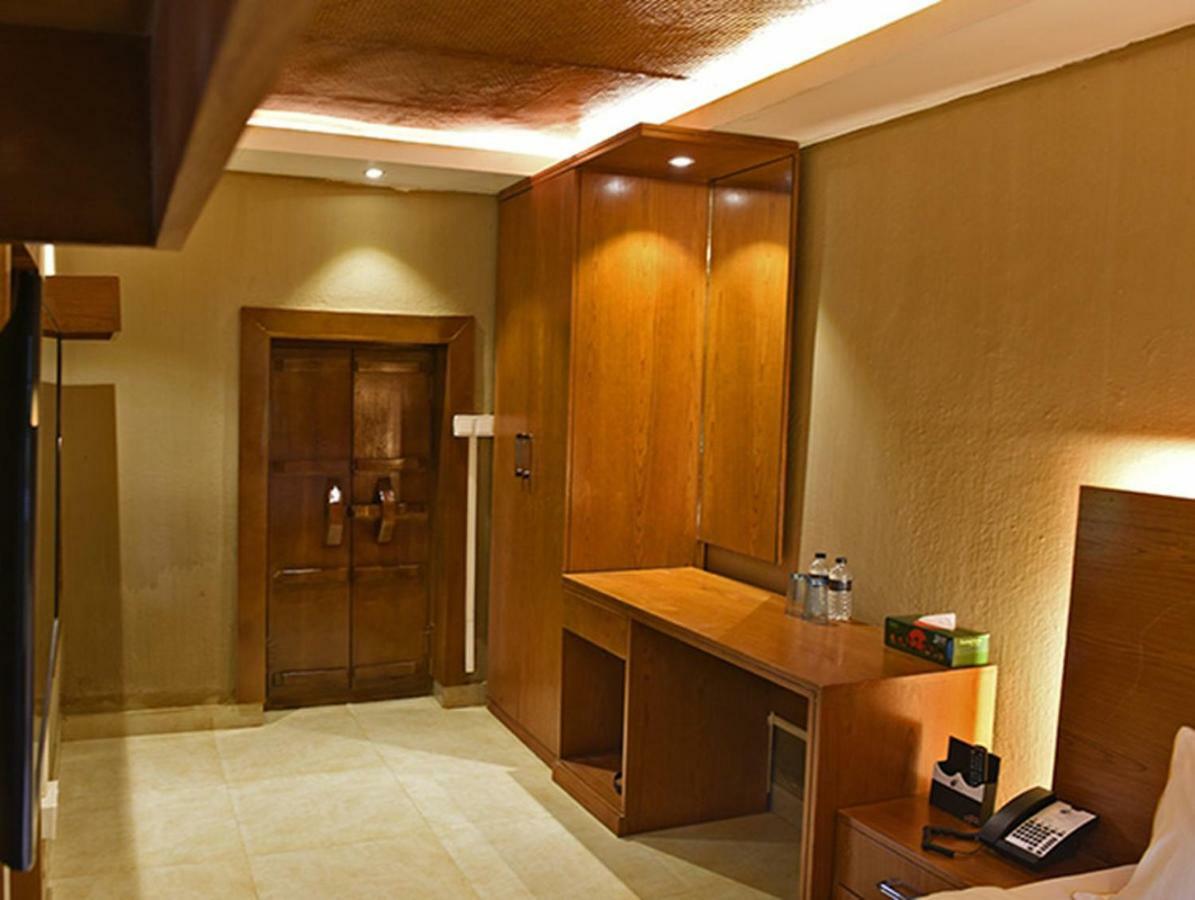 Sarah Resort Gazipur Экстерьер фото
