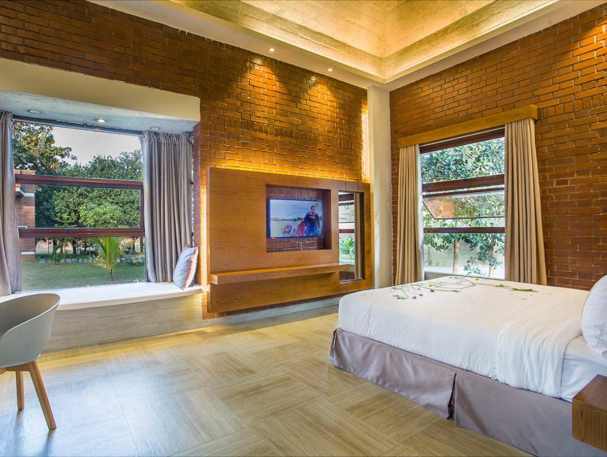 Sarah Resort Gazipur Экстерьер фото